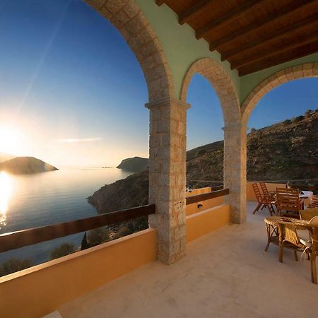 Secret Paradise Beach Villa Skaliá 外观 照片